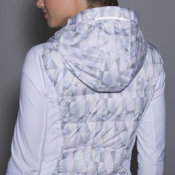 Lululemon Fluff Off Pullover Stained Glass Love White Neutral Blush Size 8 - Picture 4 of 16